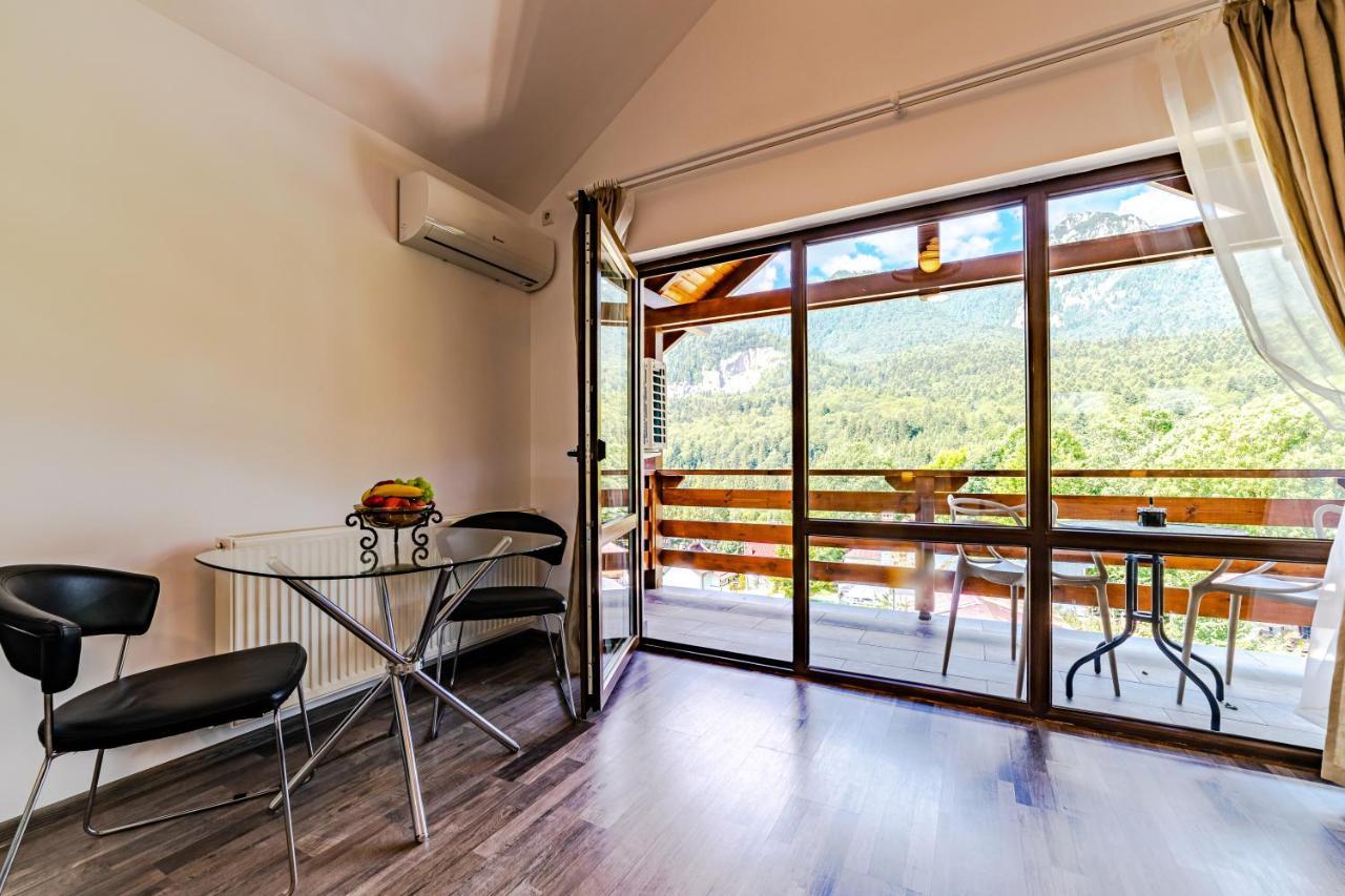 Yael Luxury Apartments 2 Buşteni Exteriör bild